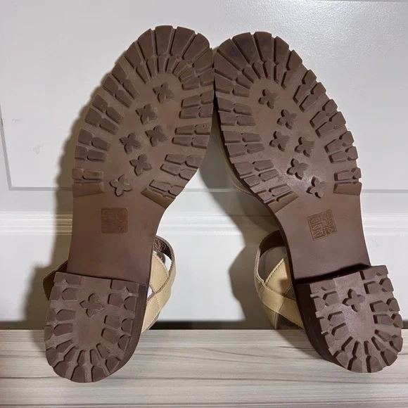 Madewell The Claudie Lugsole Mary Jane in Earthen Sand, Size 11